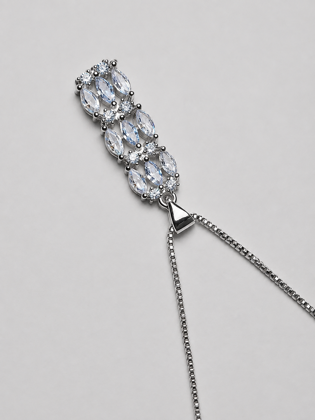 SEELE elegant marquise crystal pendant necklace with vertical pendant design